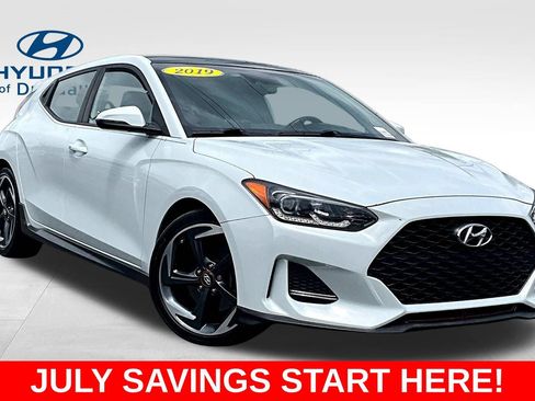 Used 2019 Hyundai Veloster Turbo FWD image 2