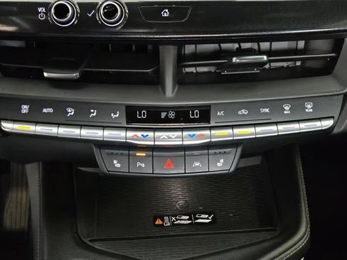 Used 2025 Cadillac CT4 Luxury w/ Sun And Sound Package RWD image 20