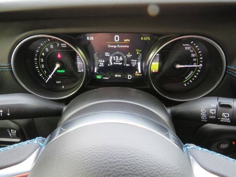 New 2023 Jeep Wrangler Unlimited Rubicon 4xe w/ Steel Bumper Group image 19