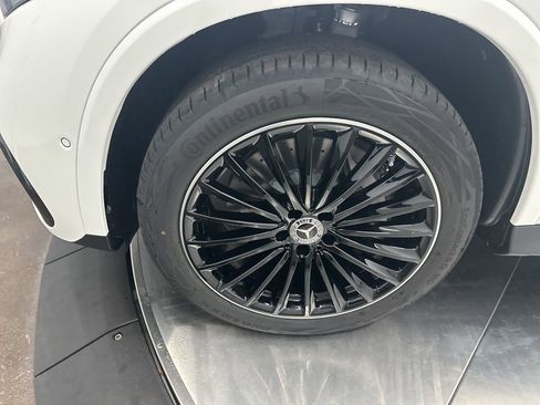 New 2026 Mercedes-Benz GLC 300 image 31