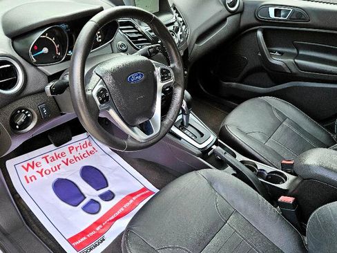 Used 2016 Ford Fiesta Titanium image 8