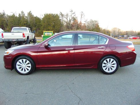Used 2013 Honda Accord Touring image 1