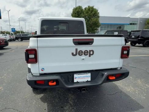 Used 2023 Jeep Gladiator Mojave w/ LED Lighting Group AWD/4WD image 7