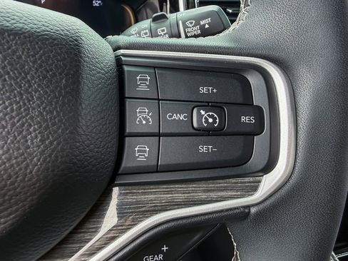 Used 2022 Jeep Wagoneer Series III image 24