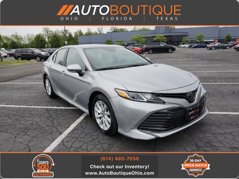 Used 2019 Toyota Camry LE w/ Convenience Package FWD image 1