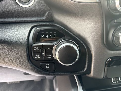 Used 2022 RAM 1500 Big Horn AWD/4WD image 19