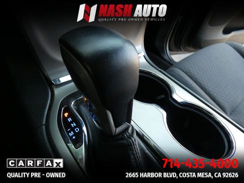Used 2019 Jeep Grand Cherokee Laredo w/ 18" Wheel & 8.4" Radio Group RWD image 41