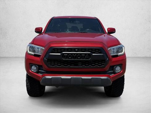 Used 2021 Toyota Tacoma TRD Off-Road w/ Technology Package AWD/4WD image 2