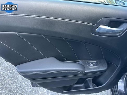 Used 2023 Dodge Charger R/T w/ Plus Group image 25