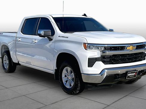 Certified 2025 Chevrolet Silverado 1500 LT w/ Safety Package AWD/4WD image 3