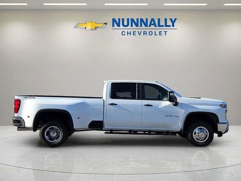 New 2026 Chevrolet Silverado 3500 W/T w/ WT/CX Safety Package AWD/4WD image 6