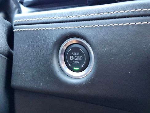 Certified 2026 Cadillac Escalade Platinum Sport w/ LPO, Floor Liner Package AWD/4WD image 25