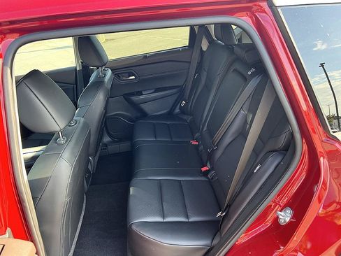 Certified 2023 Nissan Rogue SV w/ SV Premium B Package FWD image 14