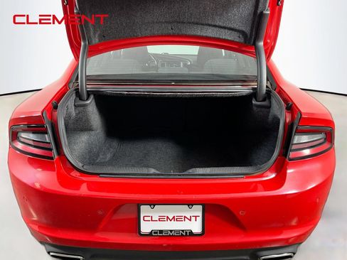 Used 2022 Dodge Charger SXT RWD image 10