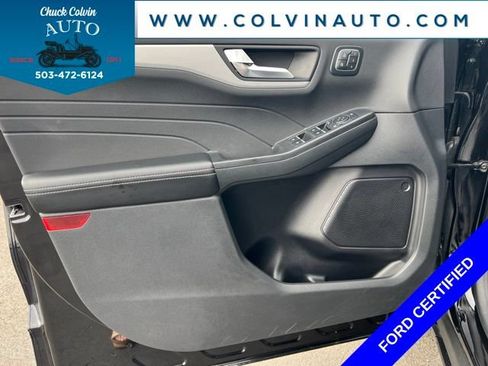 Certified 2025 Ford Escape Platinum AWD/4WD image 13