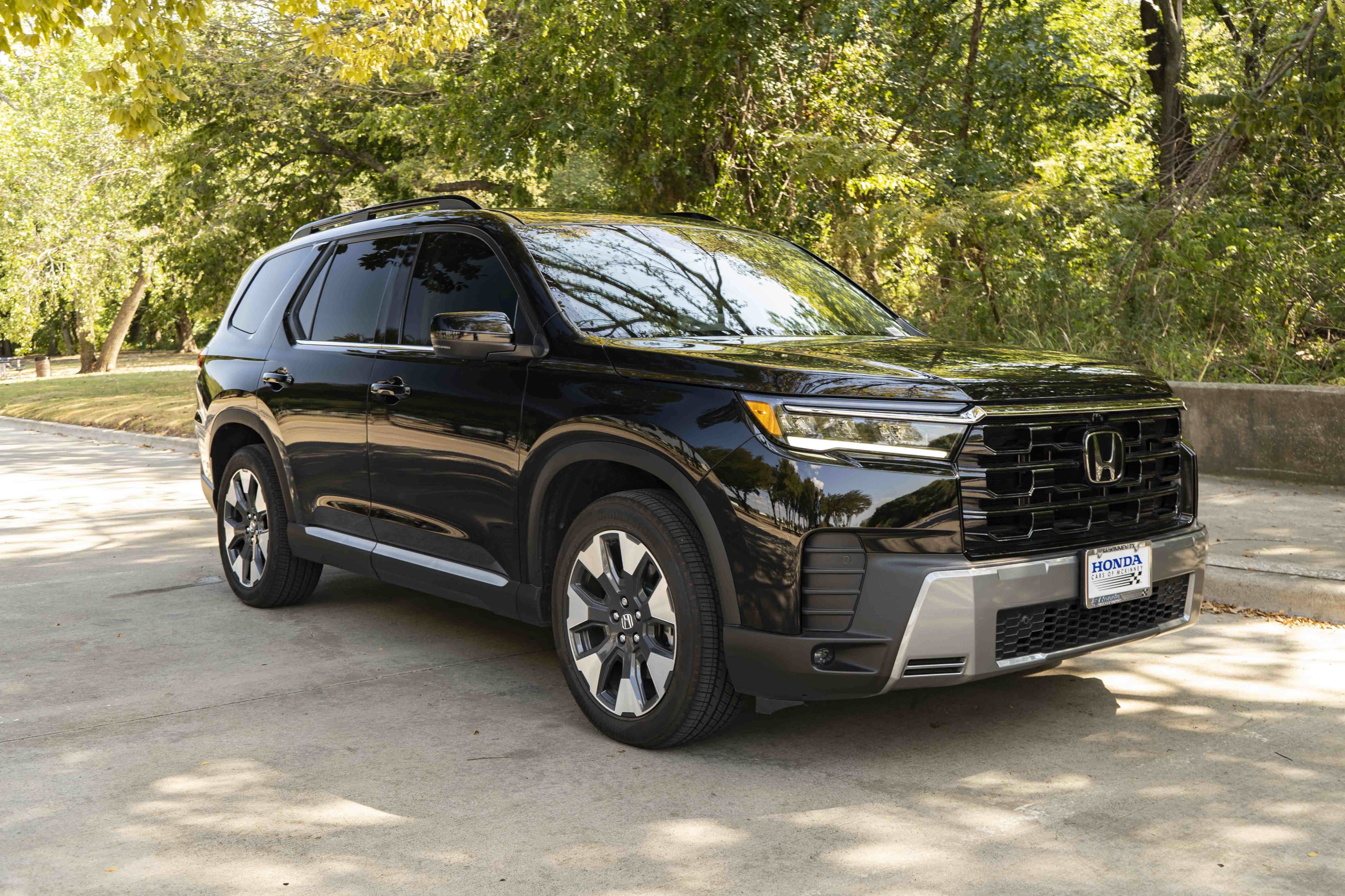 Used 2026 Honda Pilot Elite image 2