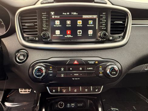 Used 2016 Kia Sorento SX w/ SXL Technology Package AWD/4WD image 26