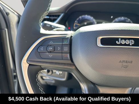 New 2026 Jeep Grand Cherokee Laredo RWD image 32