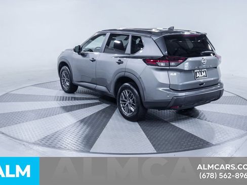 Used 2024 Nissan Rogue S FWD image 7