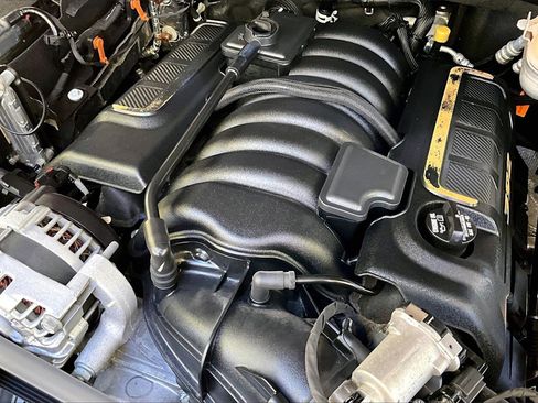 Used 2022 Jeep Wrangler Unlimited Rubicon w/ Trailer Tow Package image 27