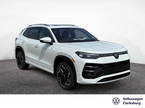 New 2026 Volkswagen Tiguan SEL R-Line AWD/4WD image 7