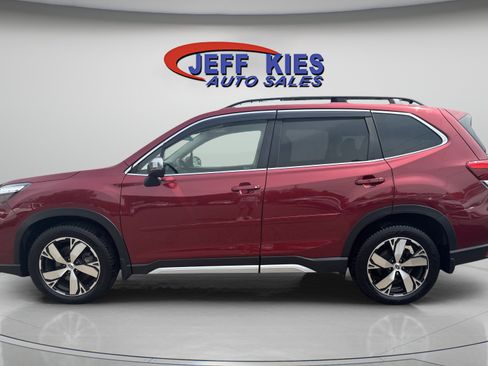 Used 2020 Subaru Forester Touring AWD/4WD image 8