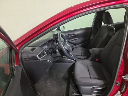 Used 2024 Toyota Corolla LE FWD image 12