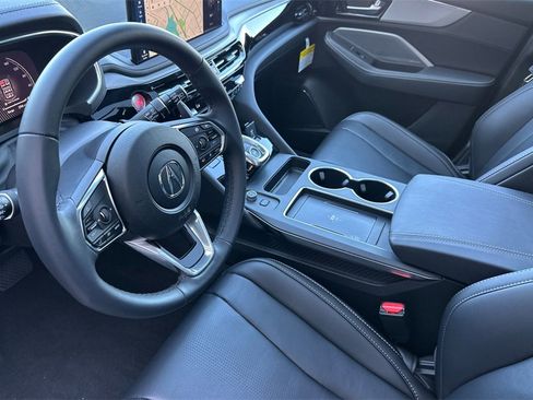 Certified 2025 Acura MDX w/ Technology Package image 11