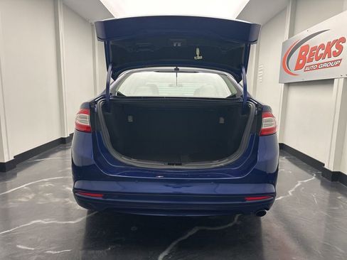 Used 2013 Ford Fusion SE FWD image 25