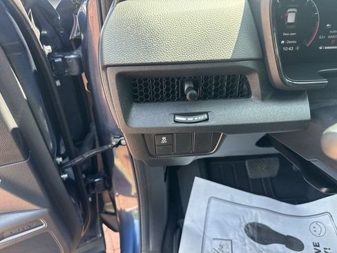 Certified 2024 Honda CR-V EX image 12