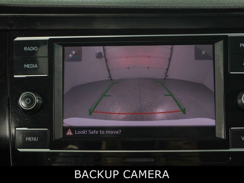 Used 2023 Volkswagen Jetta SE w/ Panoramic Sunroof Package FWD image 18