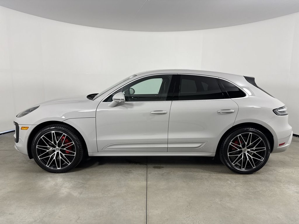 Certified 2025 Porsche Macan S AWD/4WD image 2