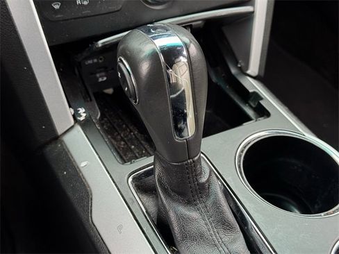 Used 2014 Ford Explorer XLT w/ Equipment Group 202A image 19