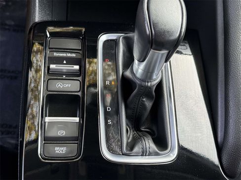 Certified 2024 Acura Integra Base image 7