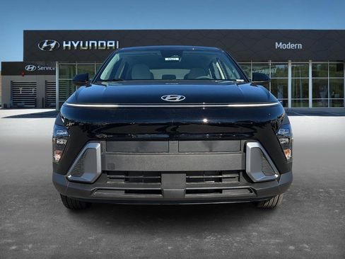 New 2026 Hyundai Kona SE image 2