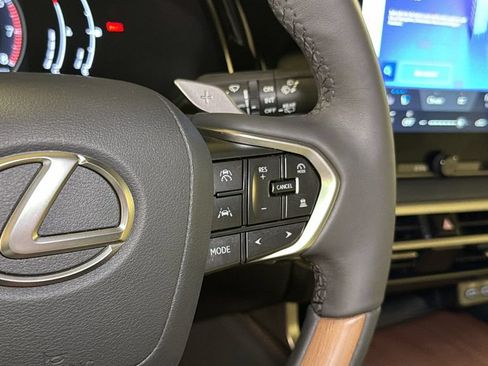 Certified 2024 Lexus RX 350 Premium w/ Accessory Package AWD/4WD image 25