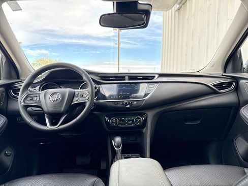 Used 2023 Buick Encore GX Essence w/ Experience Buick Package image 10