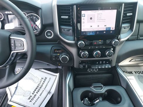 New 2026 RAM 1500 Big Horn AWD/4WD image 20