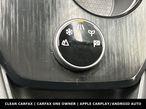 Used 2025 Nissan Rogue SV image 15