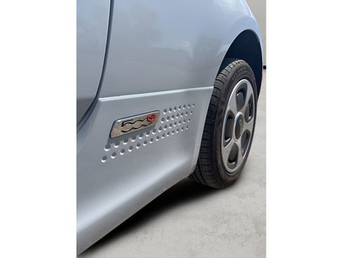 Used 2017 FIAT 500 e image 27