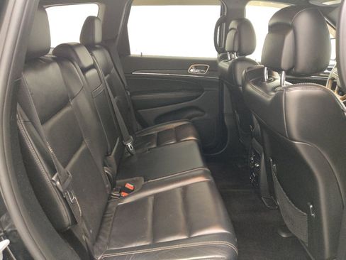 Used 2017 Jeep Grand Cherokee Limited AWD/4WD image 19