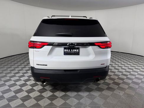 Used 2023 Chevrolet Traverse RS FWD image 8