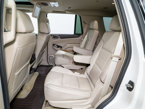 Used 2017 GMC Yukon Denali w/ Open Road Package image 34