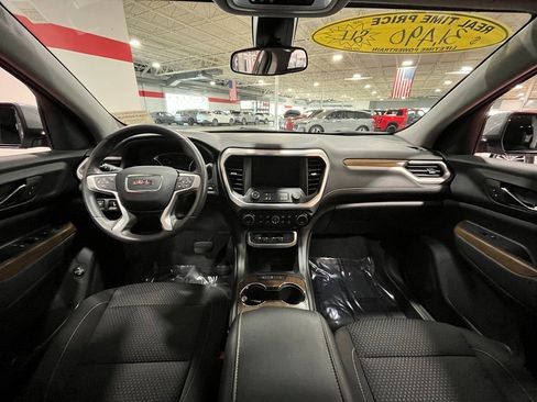 Certified 2023 GMC Acadia SLE w/ Driver Convenience Package image 15