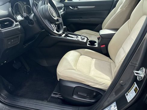 Used 2017 MAZDA CX-5 Touring w/ Preferred Equipment Package AWD/4WD image 7