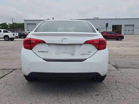 Used 2018 Toyota Corolla SE w/ Body Protection Package FWD image 5