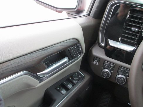 New 2026 GMC Sierra 1500 SLT w/ SLT Premium Plus Package AWD/4WD image 16