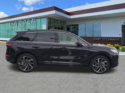 New 2026 Lincoln Corsair Grand Touring AWD/4WD image 3