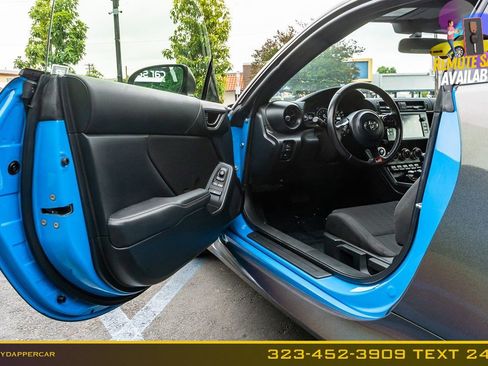 Used 2022 Toyota GR86 w/ ALL Weather Mat Package (TMS) RWD image 10