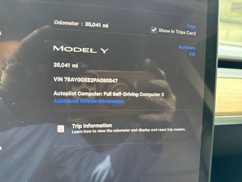 Used 2023 Tesla Model Y Long Range AWD/4WD image 18